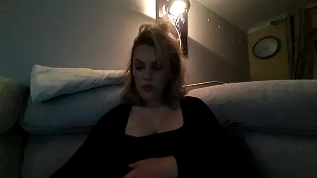 Find your cherished anal broadcaster match with our advanced interactive search and filtering options, allowing you to tailor-make your live event desires.