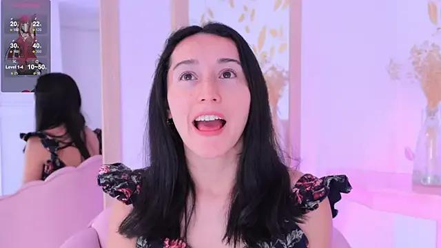 Ginevra_esposito from StripChat