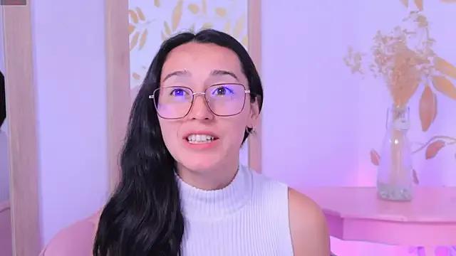 Ginevra_esposito from StripChat