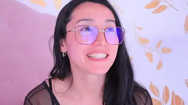 Ginevra_esposito from StripChat