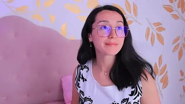 Ginevra_esposito from StripChat