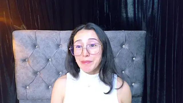 Ginevra_esposito from StripChat