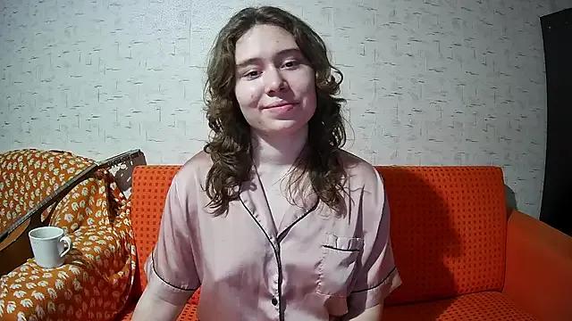 girliemilk from StripChat is Freechat