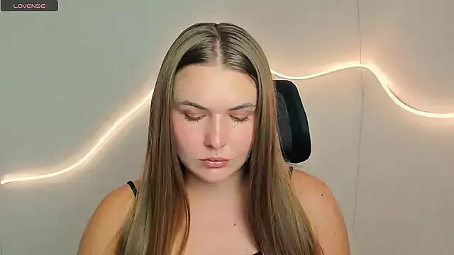 Glory_air from StripChat is Freechat