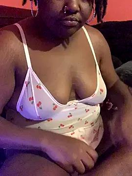 GoddessMiyaa from StripChat is Freechat