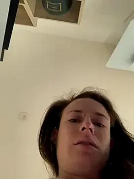 GoldenPussy1329 from StripChat is Freechat