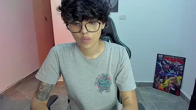 Gooddess_isis from StripChat