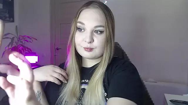 Greeenfriends6969 from StripChat