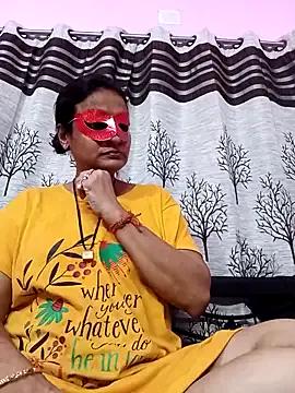 Gullapi from StripChat