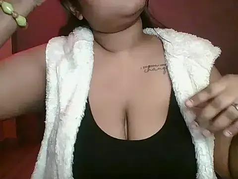 Gummy_girl from StripChat is Freechat