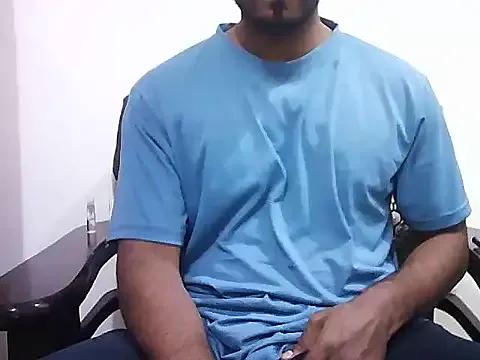 HALFBOYFRIEND_KING from StripChat is Freechat