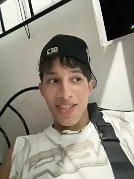 Handsome_boys69 from StripChat is Freechat