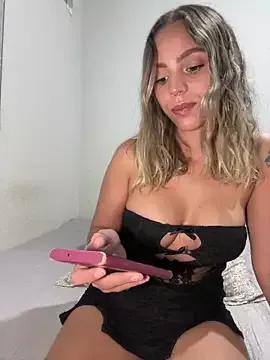 Find your cherished anal broadcaster match with our advanced interactive search and filtering options, allowing you to tailor-make your live event desires.