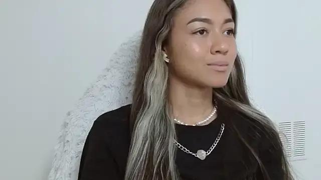 Find your cherished anal broadcaster match with our advanced interactive search and filtering options, allowing you to tailor-make your live event desires.