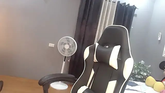 Hara_Danaya on StripChat 