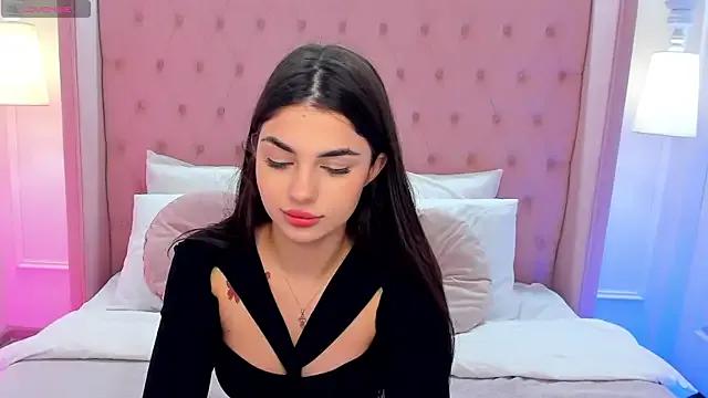 HelenTiny from StripChat is Freechat