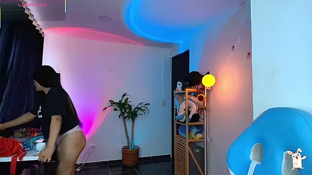 Hinata_21_ from StripChat is Freechat