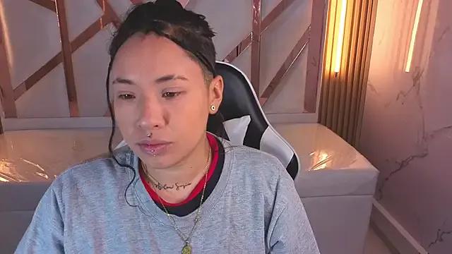 hollypeyton1_tp from StripChat is Freechat