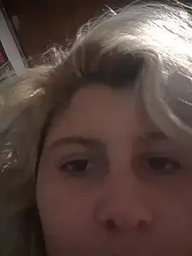 Hollywouldd from StripChat is Freechat