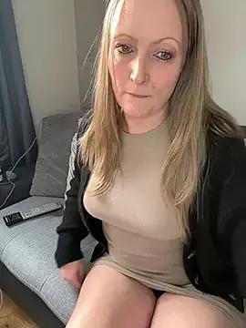 Find your cherished anal broadcaster match with our advanced interactive search and filtering options, allowing you to tailor-make your live event desires.