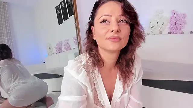 Find your cherished anal broadcaster match with our advanced interactive search and filtering options, allowing you to tailor-make your live event desires.