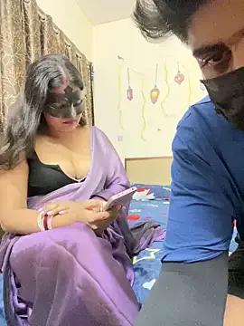 Horny_Riya_bHabhi from StripChat is Freechat