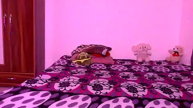 Hot-Shivangi from StripChat is Freechat