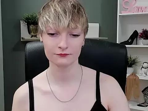 HottieBlair from StripChat