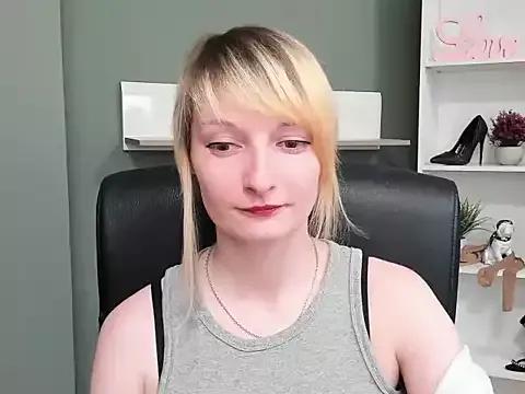hottieBlair from StripChat is Freechat