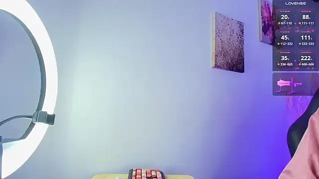 Iamlola_ from StripChat is Freechat