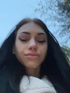 ilariea_girl from StripChat is Freechat