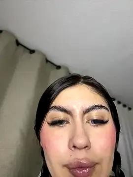 Im_Naatasha from StripChat is Freechat