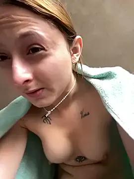 imariahot from StripChat is Freechat