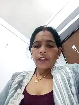 Indiangueen from StripChat is Freechat
