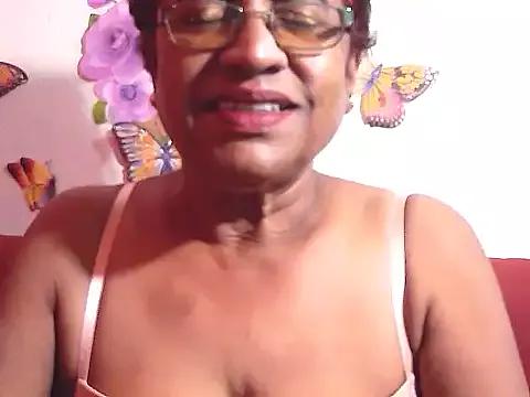 Indianredlily from StripChat is Freechat