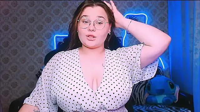 InLoveWithLife26 from StripChat is Freechat