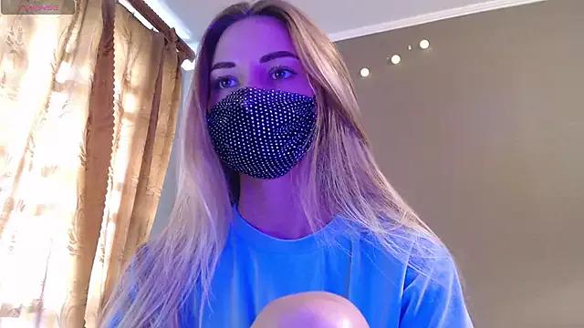 Iris_lave from StripChat is Freechat