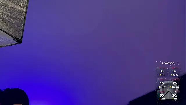 isa_martinexxx from StripChat is Freechat