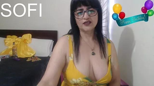Find your cherished anal broadcaster match with our advanced interactive search and filtering options, allowing you to tailor-make your live event desires.