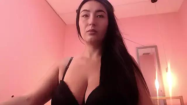 Isabella_Mendez_ from StripChat is Freechat