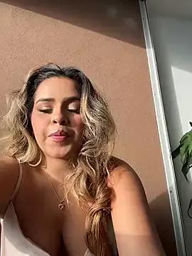 Find your cherished anal broadcaster match with our advanced interactive search and filtering options, allowing you to tailor-make your live event desires.