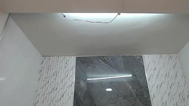 Ivony18_b from StripChat is Freechat