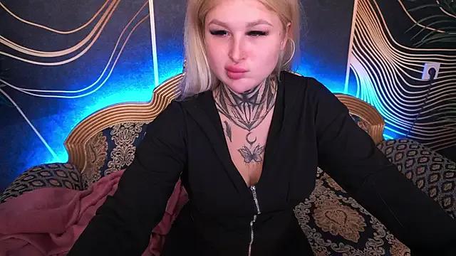 IvyLaurent from StripChat is Freechat