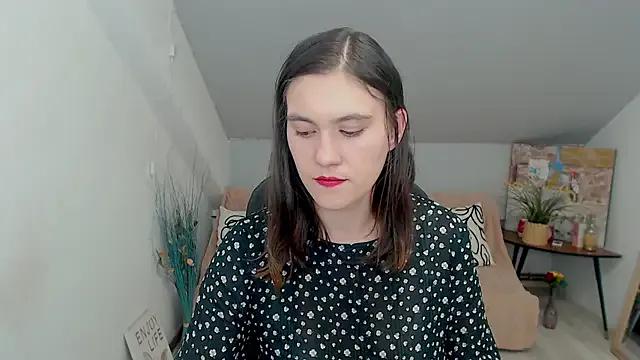 IzzyMonro from StripChat is Freechat