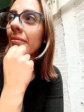 Jade_1-9 from StripChat is Freechat