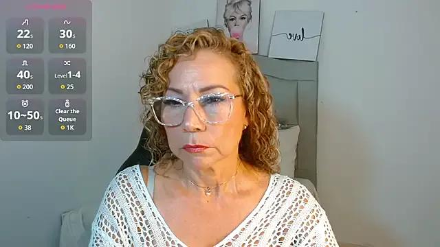 Jademommy_ from StripChat is Freechat