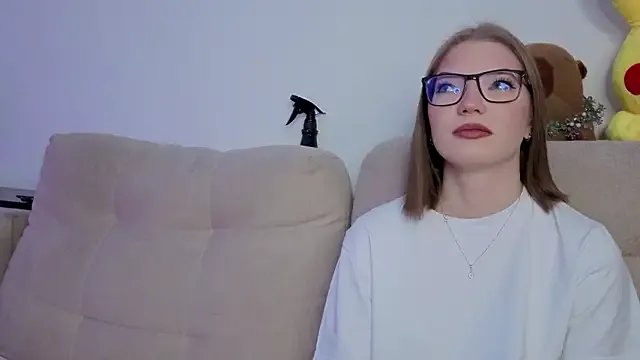 JeaneneWoltz from StripChat is Freechat