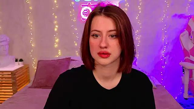 JessiJull from StripChat is Freechat