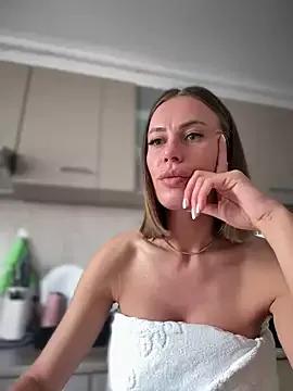 JessyRey from StripChat is Freechat