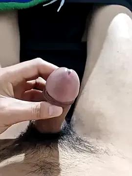 Joel-shine from StripChat is Freechat